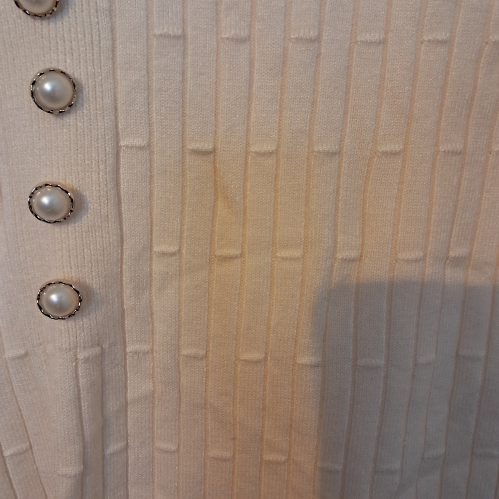 Yuna Cream Sweater with Pearl Button Detail - Picture 6 of 9